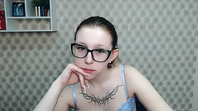 Snapshot of _MiraGold_ chatting on March 2025 01:08:01 PM MiraGold online show from March 2025 01:08:01 PM