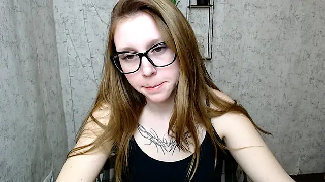 Snapshot of _MiraGold_ chatting on March 2025 04:54:01 PM MiraGold online show from March 2025 04:54:01 PM