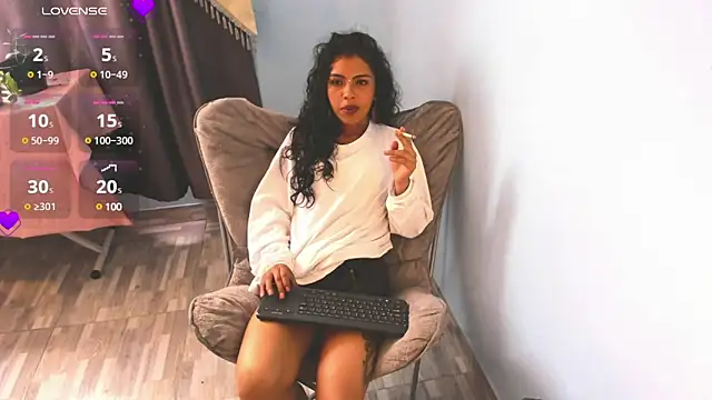 Snapshot of Devil_AliceXo chatting on March 2025 07:09:02 PM Devil AliceXo online show from March 2025 07:09:02 PM