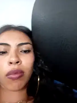 Snapshot of Devil_AliceXo chatting on March 2025 12:19:01 AM Devil AliceXo online show from March 2025 12:19:01 AM