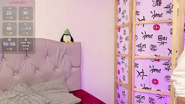 Snapshot of Devil_AliceXo chatting on November 2025 08:20:01 PM Devil AliceXo online show from November 2025 08:20:01 PM