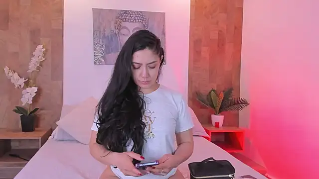 isabella winkler online show from June 2026 11:04:01 AM