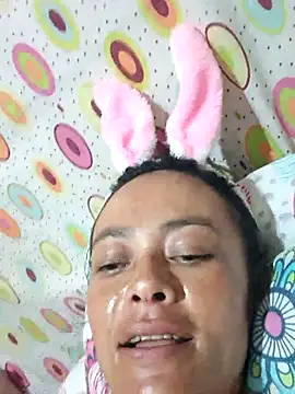 Snapshot of sarayulith chatting on November 2025 05:06:01 PM sarayulith online show from November 2025 05:06:01 PM