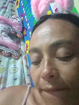 Snapshot of sarayulith chatting on February 2026 01:31:02 AM sarayulith online show from February 2026 01:31:02 AM