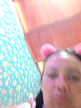 Snapshot of sarayulith chatting on February 2026 04:19:02 PM sarayulith online show from February 2026 04:19:02 PM