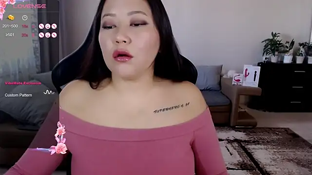 Snapshot of LisaAsianFlower chatting on September 2025 03:50:02 AM LisaAsianFlower online show from September 2025 03:50:02 AM