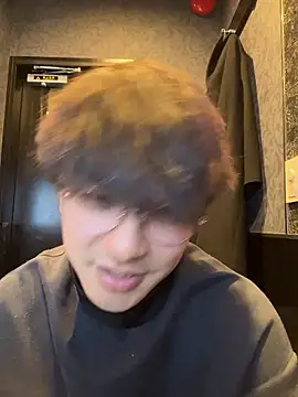 waka3232 online show from December 2025 01:12:02 AM