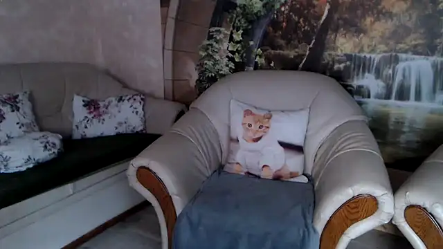 Snapshot of Kathylovexxx chatting on September 2025 03:56:02 PM Kathylovexxx online show from September 2025 03:56:02 PM