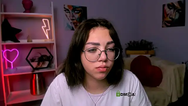 kiki swan online show from March 2025 06:59:02 AM