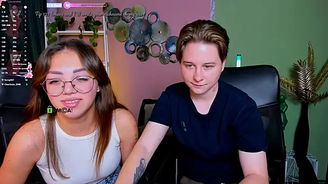 kiki swan online show from October 2025 06:54:02 AM