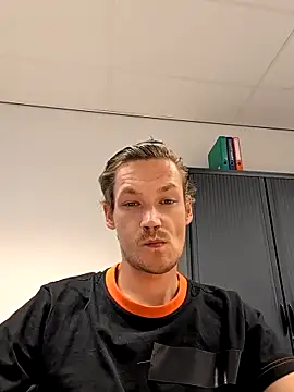 arnoanro online show from June 2026 01:22:01 PM