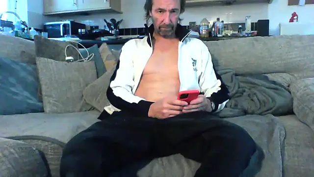 Snapshot of Grower_and_shower chatting on September 2025 05:12:02 PM Grower and shower online show from September 2025 05:12:02 PM