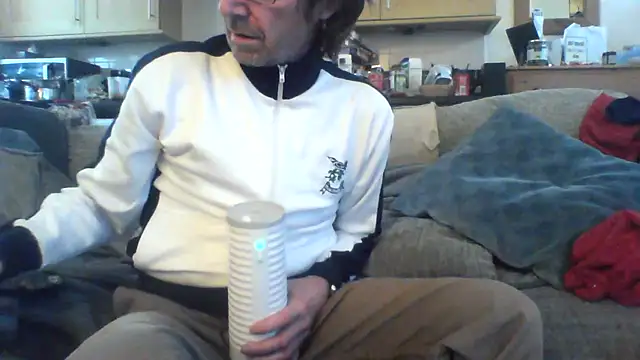 Snapshot of Grower_and_shower chatting on November 2025 02:27:01 PM Grower and shower online show from November 2025 02:27:01 PM