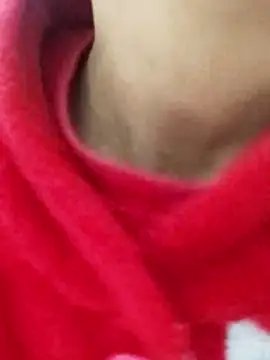 Snapshot of saraaxx1 chatting on November 2025 10:12:02 AM saraaxx1 online show from November 2025 10:12:02 AM