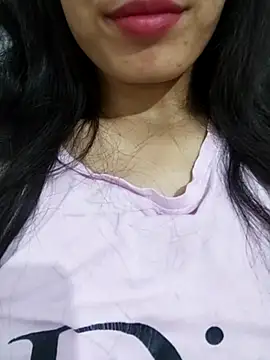 Snapshot of saraaxx1 chatting on December 2025 04:14:02 PM saraaxx1 online show from December 2025 04:14:02 PM