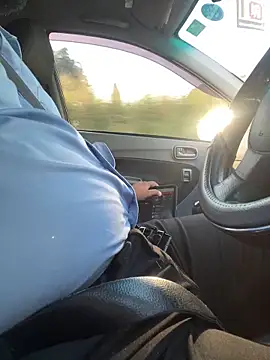 Snapshot of dam-her-boy chatting on February 2026 11:40:01 AM dam-her-boy online show from February 2026 11:40:01 AM