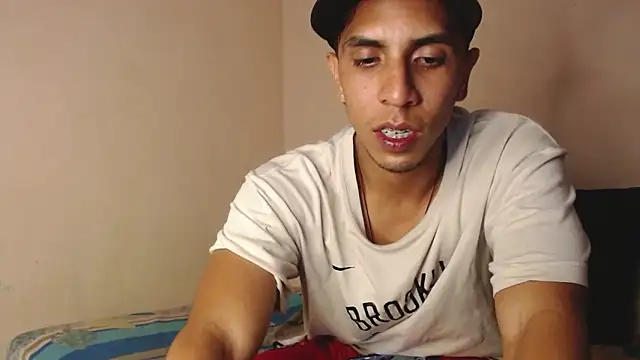 Monkey uchiha777 online show from October 2025 10:42:01 PM