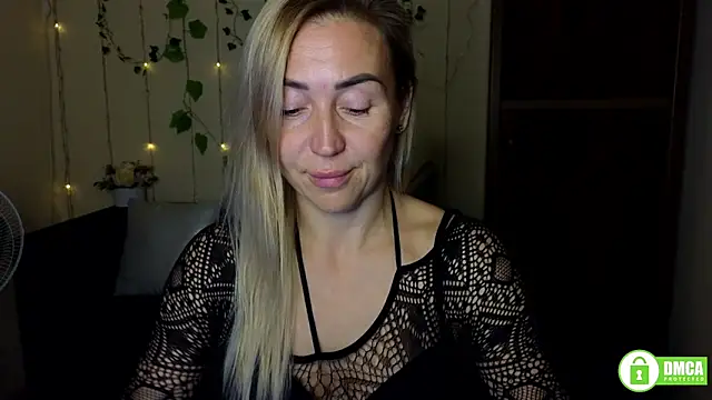 Kiss julli88I online show from October 2025 05:22:02 PM