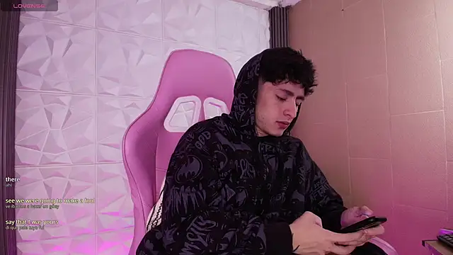 troy rouge online show from January 2026 11:26:01 AM