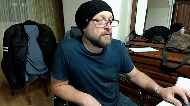 Grandor M online show from March 2025 06:22:02 PM