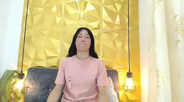 Snapshot of Small_Hot19 chatting on March 2025 03:40:02 PM Small Hot19 online show from March 2025 03:40:02 PM