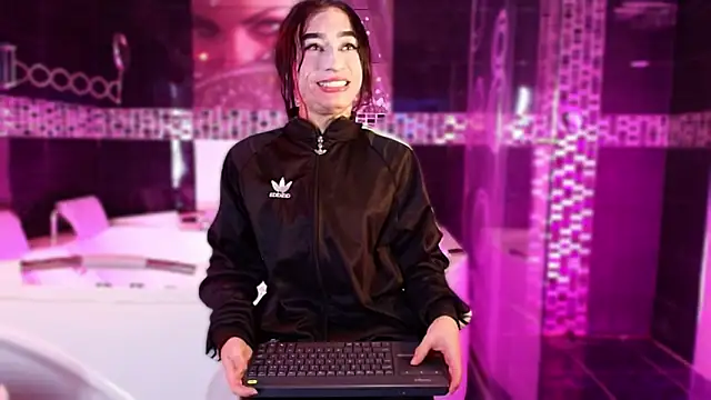 Snapshot of Small_Hot19 chatting on February 2026 10:38:02 AM Small Hot19 online show from February 2026 10:38:02 AM