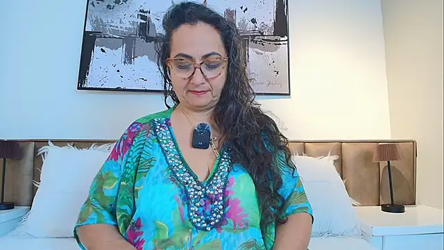 AlessandraLeroy online show from May 2026 12:10:02 PM