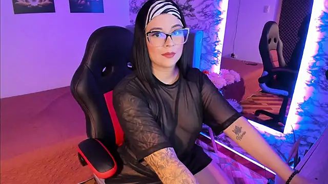 victoriacooper21 online show from March 2025 10:06:02 PM