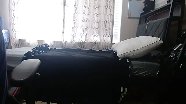 steez310 online show from February 2026 06:13:02 PM