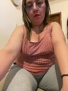 Luna-nevada online show from April 2026 02:05:02 AM