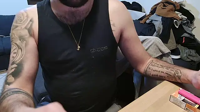 maialinofriuli online show from February 2026 10:03:02 PM