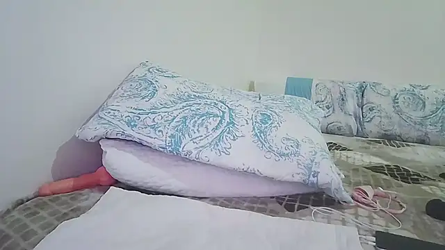 Snapshot of queen_belisima1 chatting on September 2025 09:51:01 PM queen belisima1 online show from September 2025 09:51:01 PM