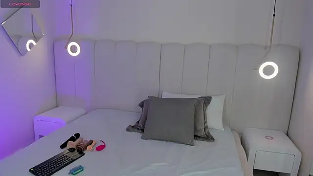 Snapshot of riri_candy chatting on October 2025 03:56:01 AM riri candy online show from October 2025 03:56:01 AM