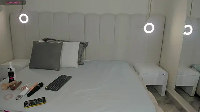 Snapshot of riri_candy chatting on October 2025 04:01:01 AM riri candy online show from October 2025 04:01:01 AM