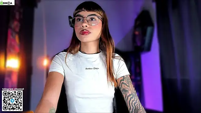 Snapshot of sofiafenty chatting on November 2025 06:10:02 PM sofiafenty online show from November 2025 06:10:02 PM