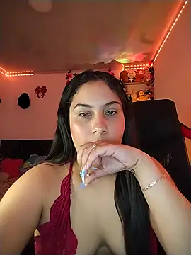 esmeralda jadees online show from May 2026 01:22:01 AM