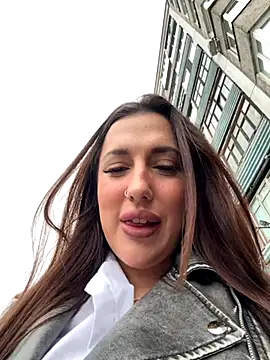 Snapshot of AleksandraRich chatting on September 2025 04:12:02 AM AleksandraRich online show from September 2025 04:12:02 AM