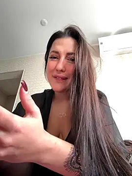 Snapshot of AleksandraRich chatting on October 2025 02:12:01 AM AleksandraRich online show from October 2025 02:12:01 AM