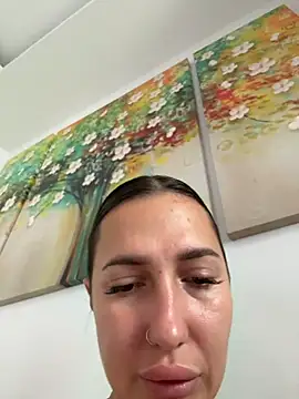 Snapshot of AleksandraRich chatting on March 2026 01:42:02 AM AleksandraRich online show from March 2026 01:42:02 AM