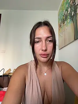 Snapshot of AleksandraRich chatting on March 2026 01:33:02 AM AleksandraRich online show from March 2026 01:33:02 AM