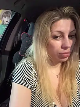 Snapshot of Alicedream5 chatting on March 2025 07:20:02 PM Alicedream5 online show from March 2025 07:20:02 PM