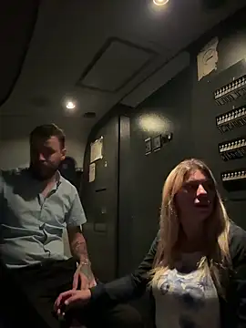 Snapshot of Alicedream5 chatting on September 2025 03:19:02 AM Alicedream5 online show from September 2025 03:19:02 AM