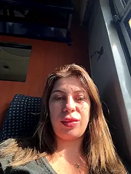 Snapshot of Alicedream5 chatting on October 2025 11:31:02 AM Alicedream5 online show from October 2025 11:31:02 AM