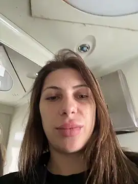 Snapshot of Alicedream5 chatting on October 2025 12:22:02 PM Alicedream5 online show from October 2025 12:22:02 PM