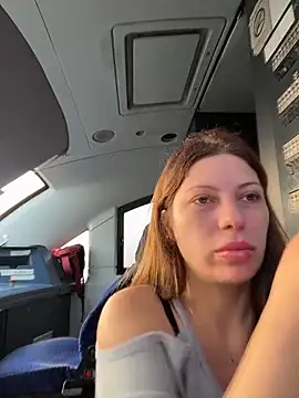 Snapshot of Alicedream5 chatting on November 2025 05:39:01 AM Alicedream5 online show from November 2025 05:39:01 AM