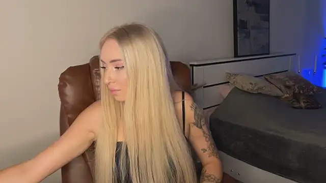 OhMyEmma online show from July 2026 11:38:02 AM