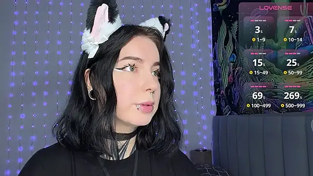 Snapshot of yourvodka chatting on November 2025 06:05:02 AM yourvodka online show from November 2025 06:05:02 AM