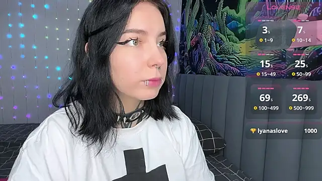 Snapshot of yourvodka chatting on December 2025 09:30:01 PM yourvodka online show from December 2025 09:30:01 PM