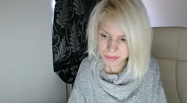 Snapshot of ElssaRush chatting on March 2025 08:00:01 AM ElssaRush online show from March 2025 08:00:01 AM