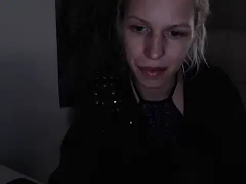 Snapshot of ElssaRush chatting on March 2025 03:57:02 AM ElssaRush online show from March 2025 03:57:02 AM